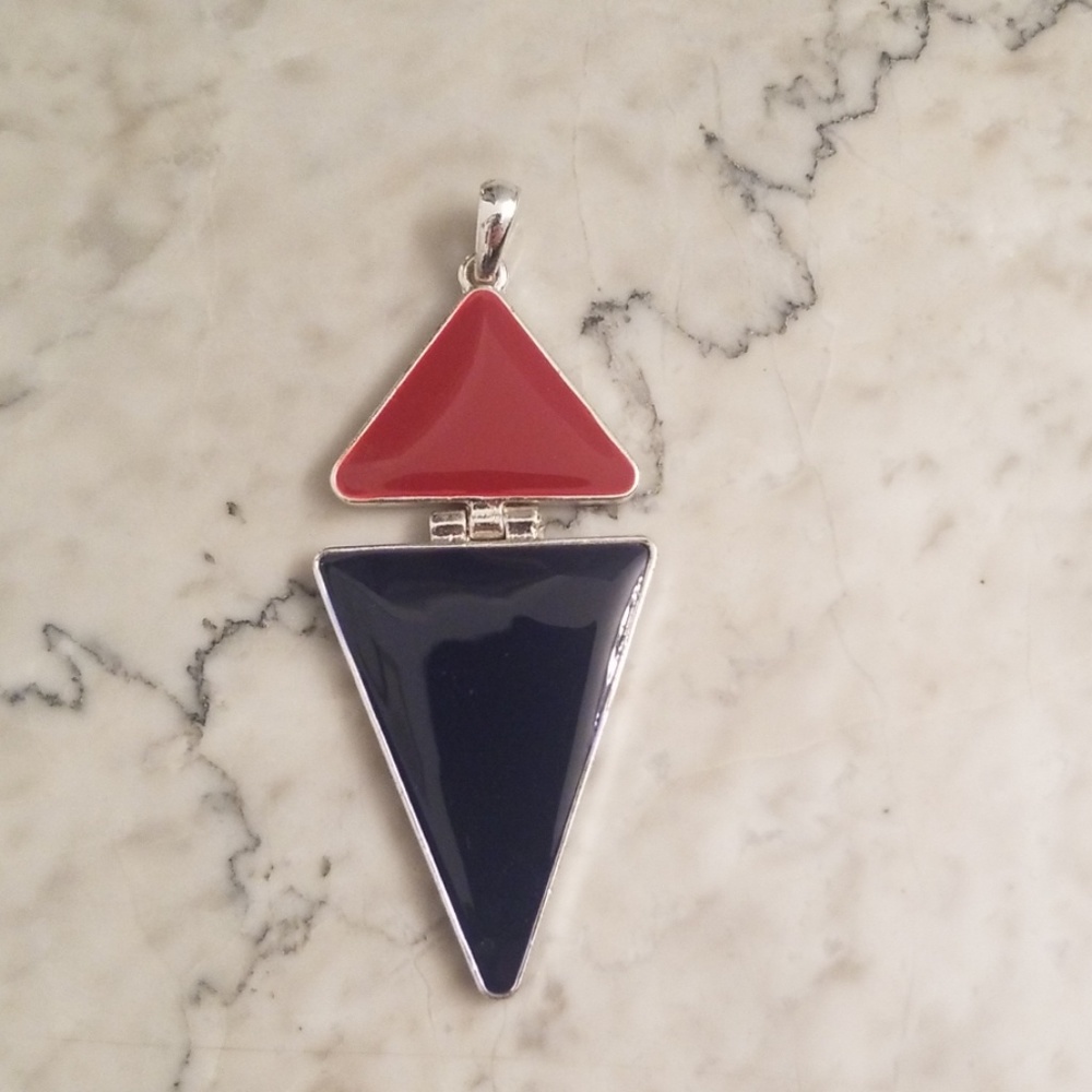 Red and navy pendant